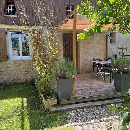 Gite " Suzon" A Peyroutas Vignonet St Emilion Exteriör bild